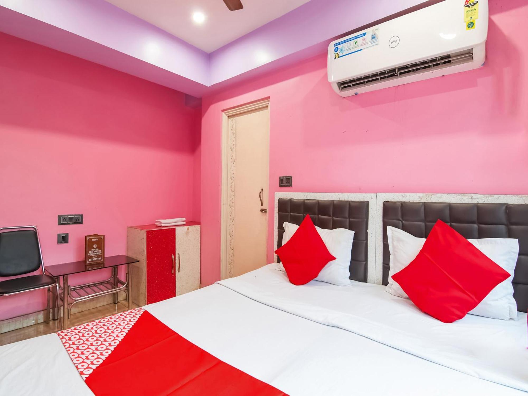 Oyo Flagship Hotel Red Velvet Hugli-Chinsurah Экстерьер фото
