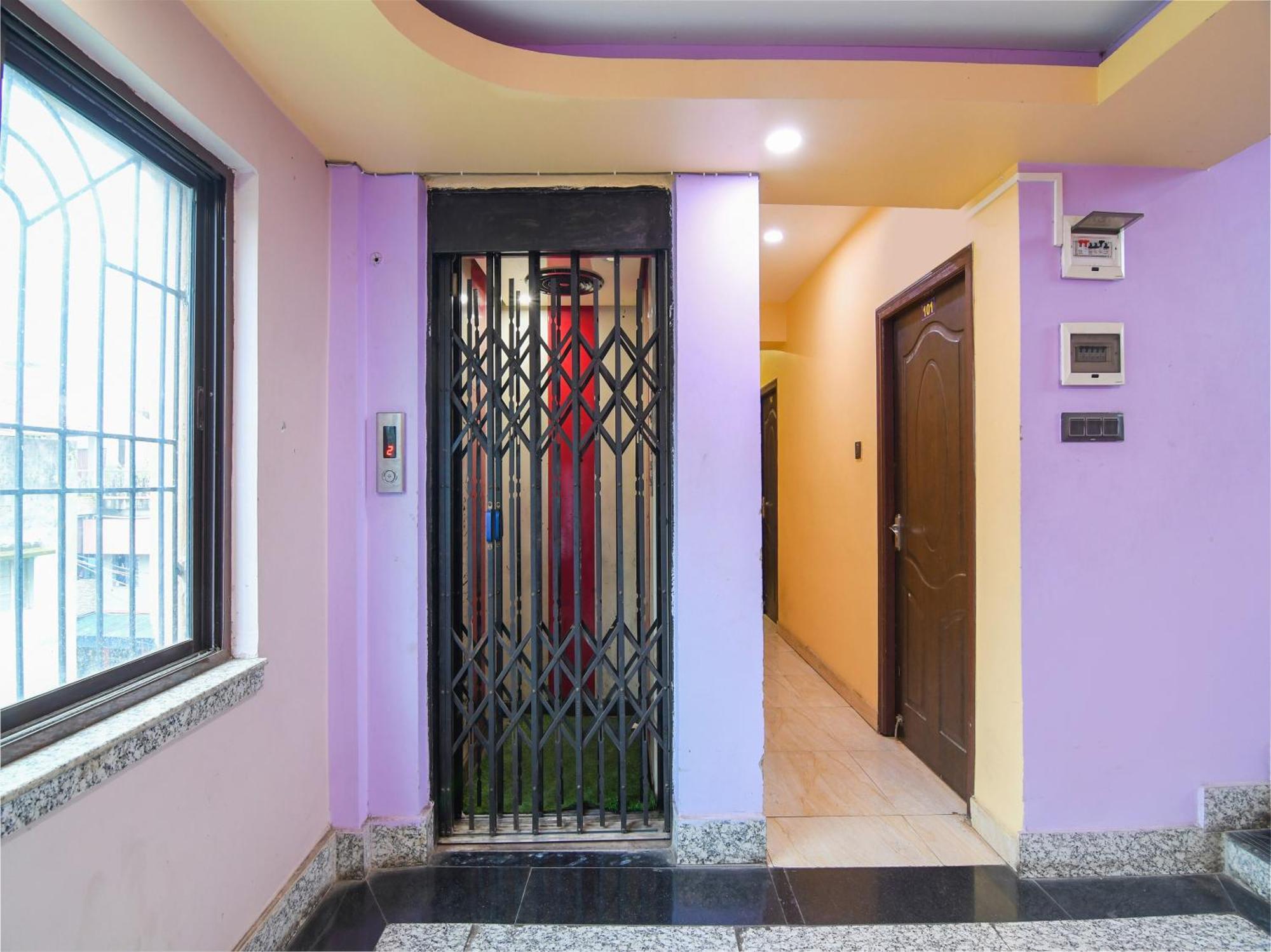 Oyo Flagship Hotel Red Velvet Hugli-Chinsurah Экстерьер фото